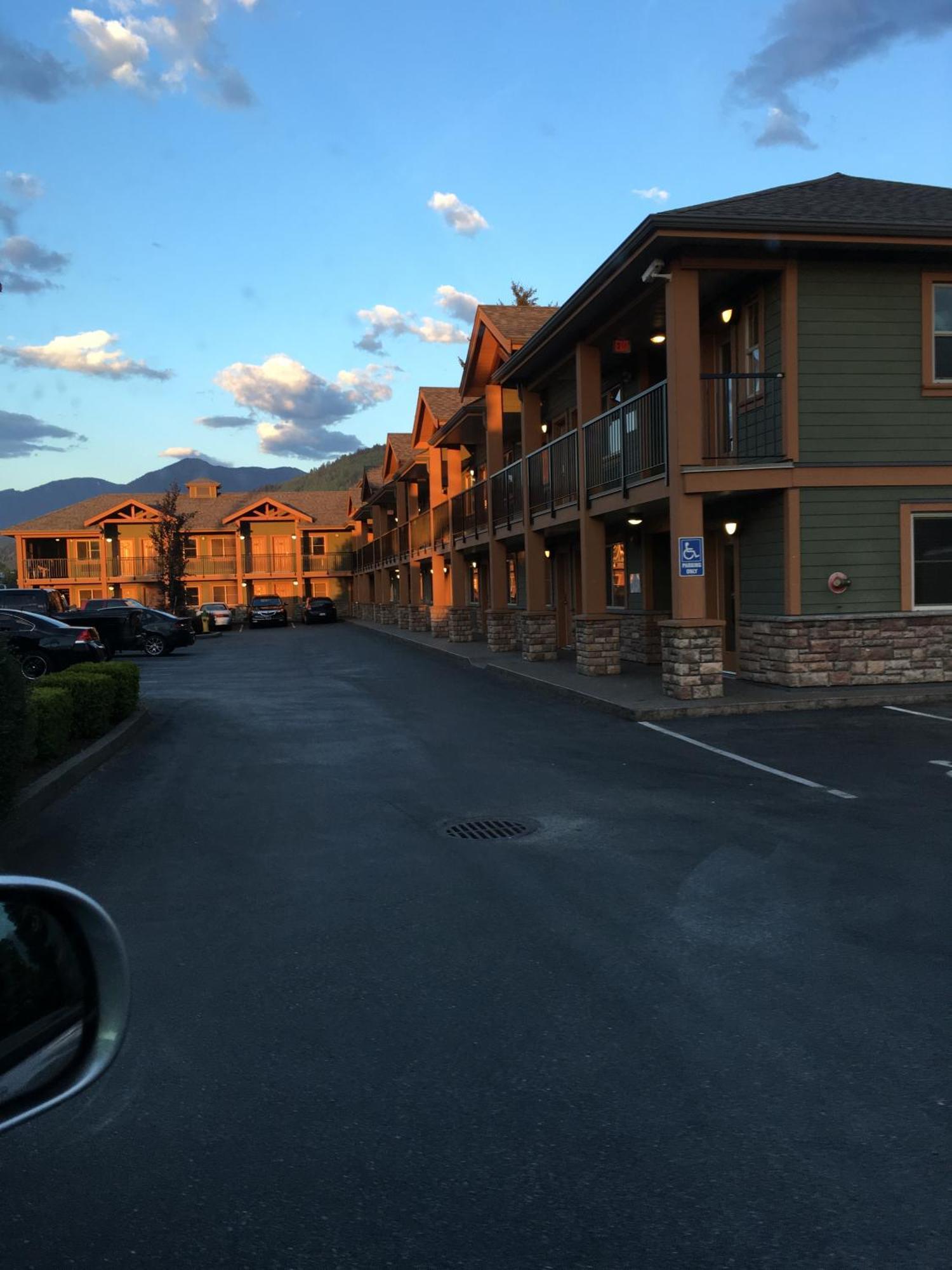 Vedder River Inn Chilliwack Zewnętrze zdjęcie