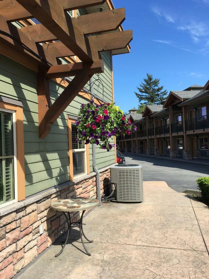 Vedder River Inn Chilliwack Zewnętrze zdjęcie
